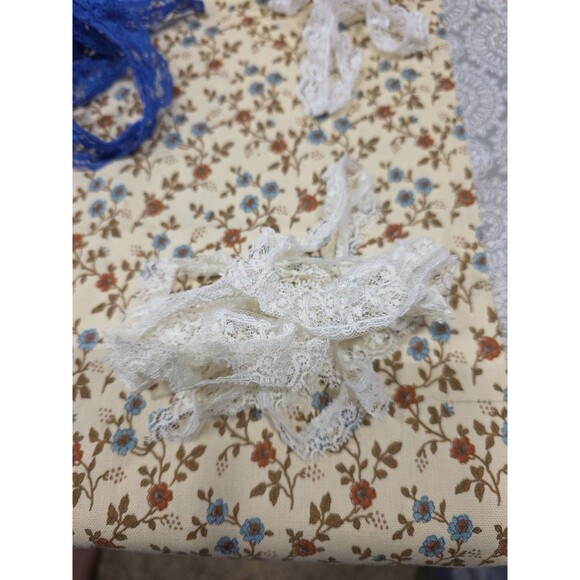 Lot of Assorted Lace & Ribbon Edging Trims – Various Colors & Styles - Picture 7 of 9